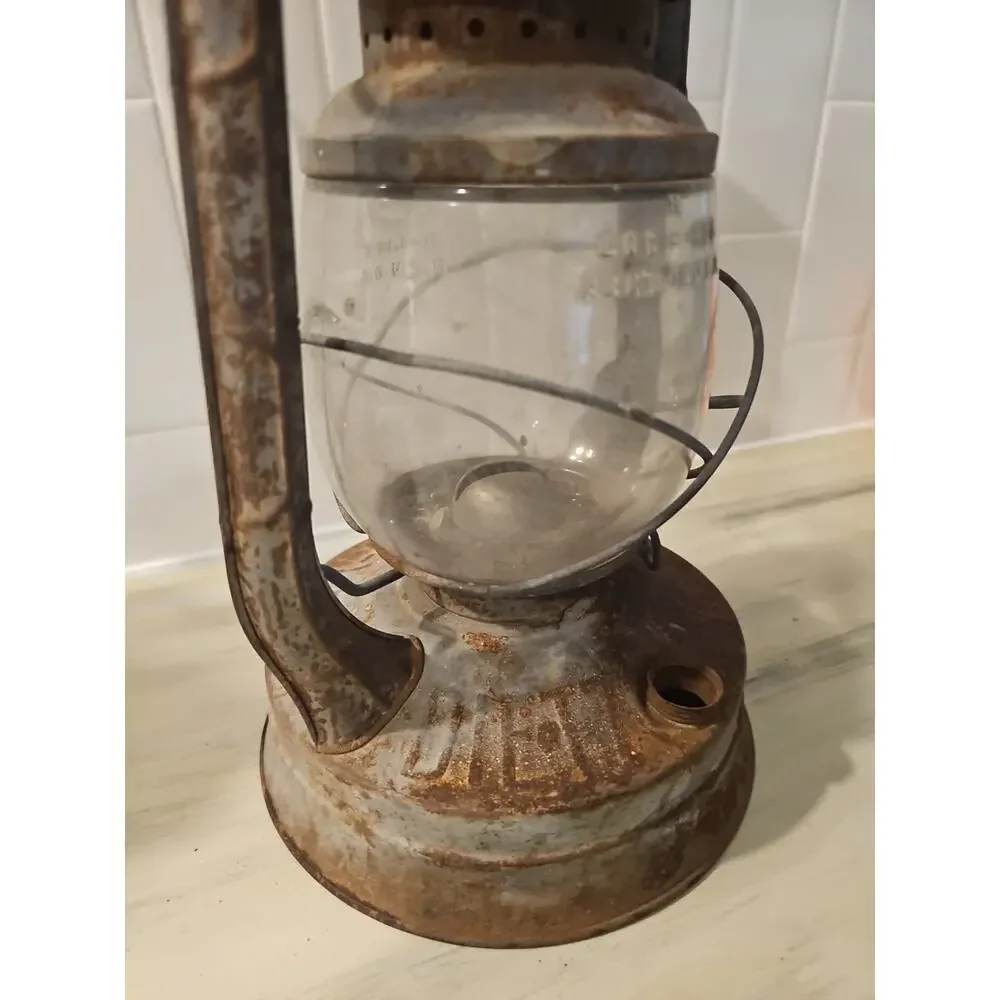 Antique Dietz No. 2 D-Lite‎ Lantern Railroad Hurricane Tubular Oil H Loc Nob NY